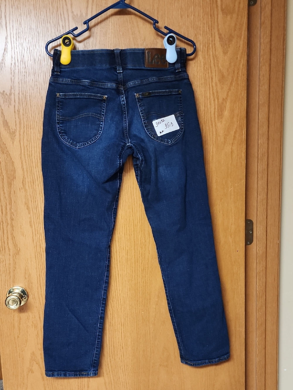 Lee extreme motion Jeans mens 30x32 number 3513